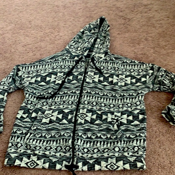 American Eagle Sweater jacket, Large, tribal print! - Picture 1 of 5